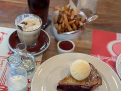 -ROAST coffee & eatery