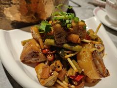 -野山舂·贵州现舂酸汤牛肉(民生路店)