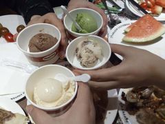 -亚马逊环球美食百汇(新城吾悦广场店)