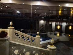 -碧中海汤泉汗蒸酒店