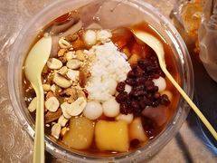 -冰冰龙虾·江湖菜·花园江景餐厅
