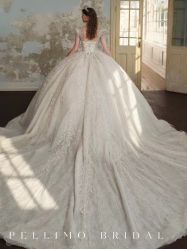 -派丽莫Pellimo原创设计婚纱品牌
