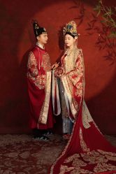 -挪娅婚纱摄影皇家会所