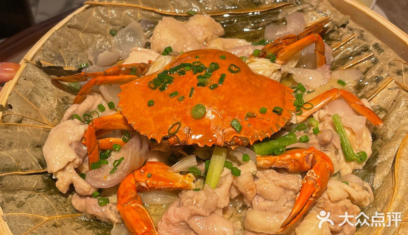 和姐妹来广粤天地看到的瑰茶厅，算是复古风