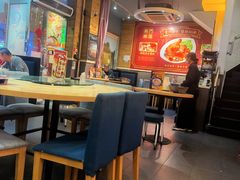 -滋味满屋美食坊(上海街店)
