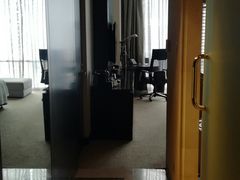 -青岛海尔洲际酒店