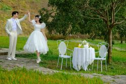 -AOROA·奥洛拉婚纱摄影·旅拍·礼服