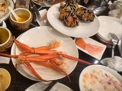 -怡豪大饭店·49楼旋转自助餐厅