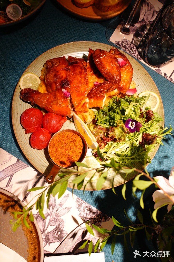 莫奈花园般绝美梦幻餐厅美哭