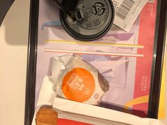 -麦当劳(汉口火车站候车室店)