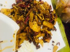 -扒虾小妹儿麻辣海鲜(宏图街店)