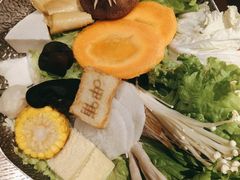 -呷哺呷哺(融创茂店)