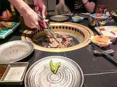 -山川小町·极番烧肉(新地假日广场店)