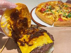 -必胜客(WOW中心城店)