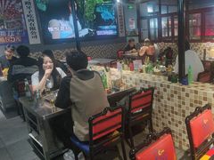 -马路牙子烧烤音乐酒馆(望京店)