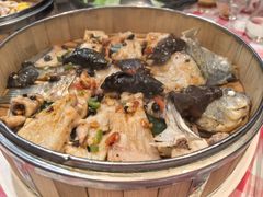 顺德蒸无骨鲫鱼-龙桥私厨·姜花菊花过桥鱼·顺德菜(容桂店)