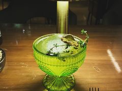 -The ROOF (通盈中心店)