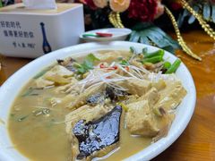 -鸿运美食府