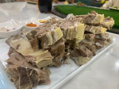 -三江源美食城