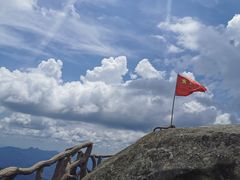 -罗田薄刀峰风景区
