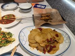-嗨辣小聚·盘锦河蟹·海鲜烧烤龙虾(盘锦十年好店)