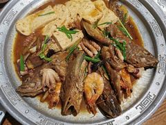 -东来菜馆•手抓海鲜家常菜•海鲜锅贴(鸽子窝店)