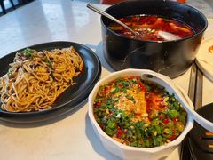 -本来精品川菜(嘉里中心店)