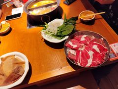 -呷哺呷哺(融创茂店)