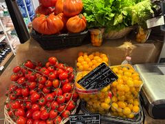 -Eataly
