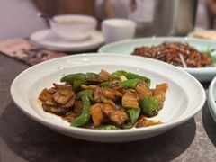 -闫府私房菜·百年鲁菜(恒隆店)
