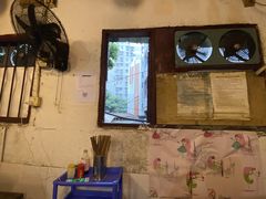 -苟味道老火锅(黄桷坪店)