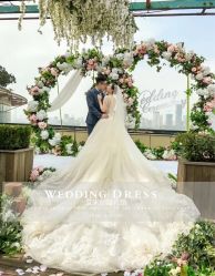 -艾米丽婚纱礼服