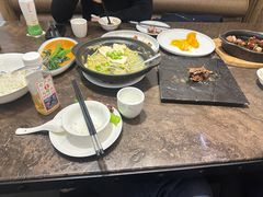 -里山四季中餐厅(来凤街店)