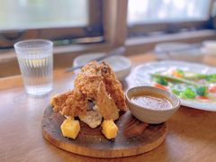 咸蛋黄鸡翅-小食院简餐厅