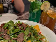 牛肉温泉蛋沙拉-Lets burger非常汉堡·环球风味(蓝色港湾店)