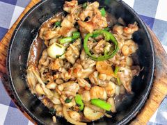 啫啫田鸡煲-小粤楼·怀旧粤菜(万辉国际广场店)