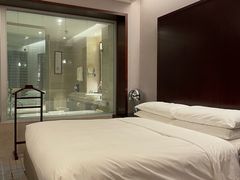 -上海龙之梦万丽酒店