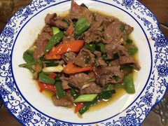 小抄黄牛肉-阿鹏故事云南野生菌火锅(人民路店)