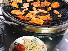 -小辣椒汤锅烧烤(温泉南街店)