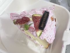 -小苍兰风铃草·礼物蛋糕(沈阳店)