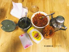 -李记特色罐罐米线(重庆中环大厦店)