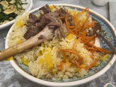 -汗腾格里·风味餐厅(新疆驻京办店)