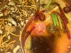 -洱火云南酸菜牛肉火锅(石景山当代商城店)