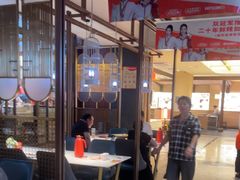 -阿瓦山寨·湘菜现炒·剁椒鱼头王(咸阳总店)