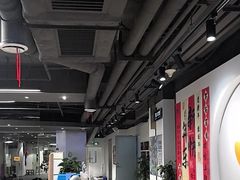 -超鹿运动(达信大厦店)