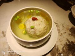 手剥咸蛋黄狮子头-永春园·扬州早茶·淮扬菜(漫乐城店)