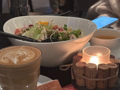 -wineapp葡萄酒餐吧(外滩金融中心店)