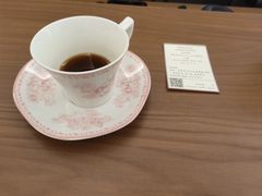 -LEO CAFE