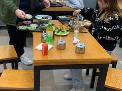 大堂-门框胡同百年卤煮(新街口店)