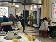 大堂-晓彭肥肠鸡·泡椒鸡火锅(水木天地店)
